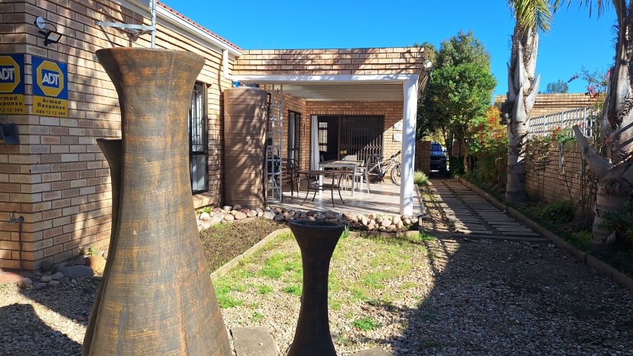 3 Bedroom Property for Sale in Heather Park Western Cape